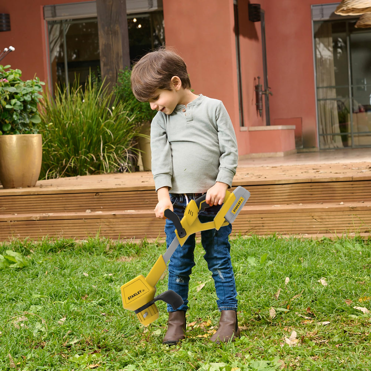 STANLEY Jr. Kids Battery Operated Toy Weed Trimmer
